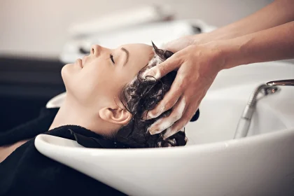 cheveux shampoing